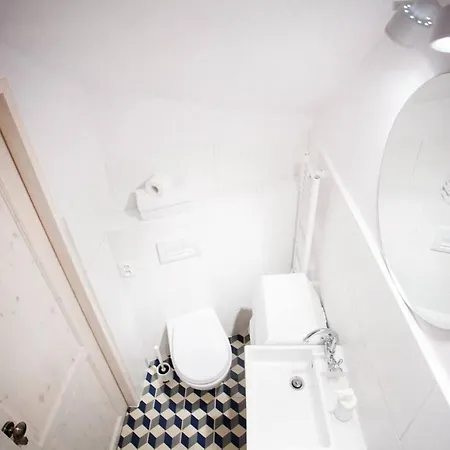 The Tiny Space 6M2 With Private Bathroom In The Hallway Sopot Zewnętrze zdjęcie