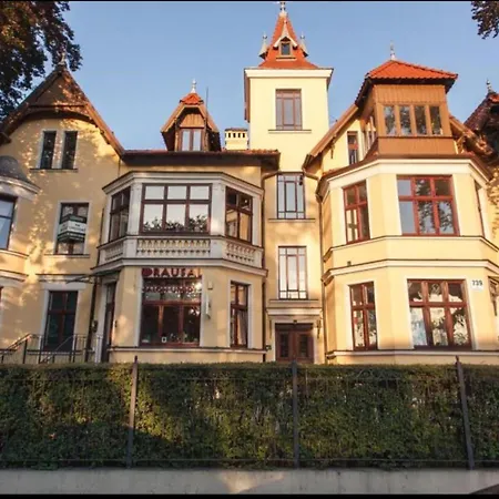 The Tiny Space 6M2 With Private Bathroom In The Hallway Sopot Zewnętrze zdjęcie