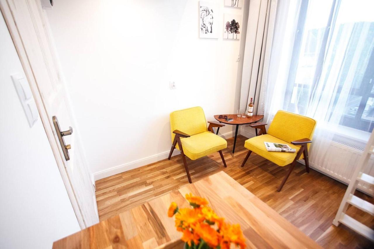 The Tiny Space 6m2 With Private Bathroom In The Hallway